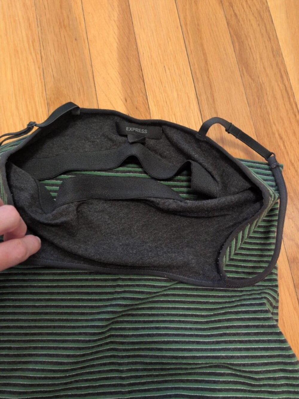 Express adjustable tank with shelf bra - Picture 6 of 7